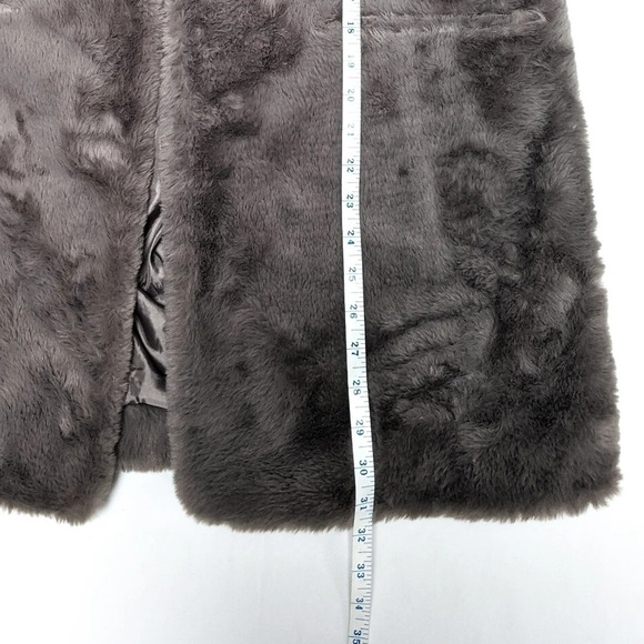 BlankNYC Faux Fur Notched Lapel Oversized Teddy Jacket Cozy Coat Gray  Small S - Picture 9 of 9